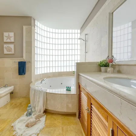 Villa Sea Whisper Lanzarote - Faro Park 204 *