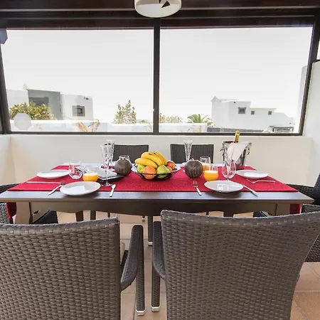 Sea Whisper Lanzarote - Faro Park 204 Villa *