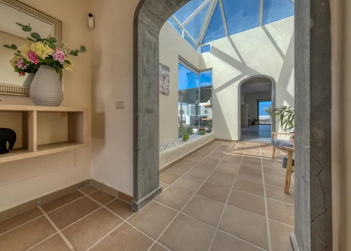 Villa Sea Whisper Lanzarote - Faro Park 204 *